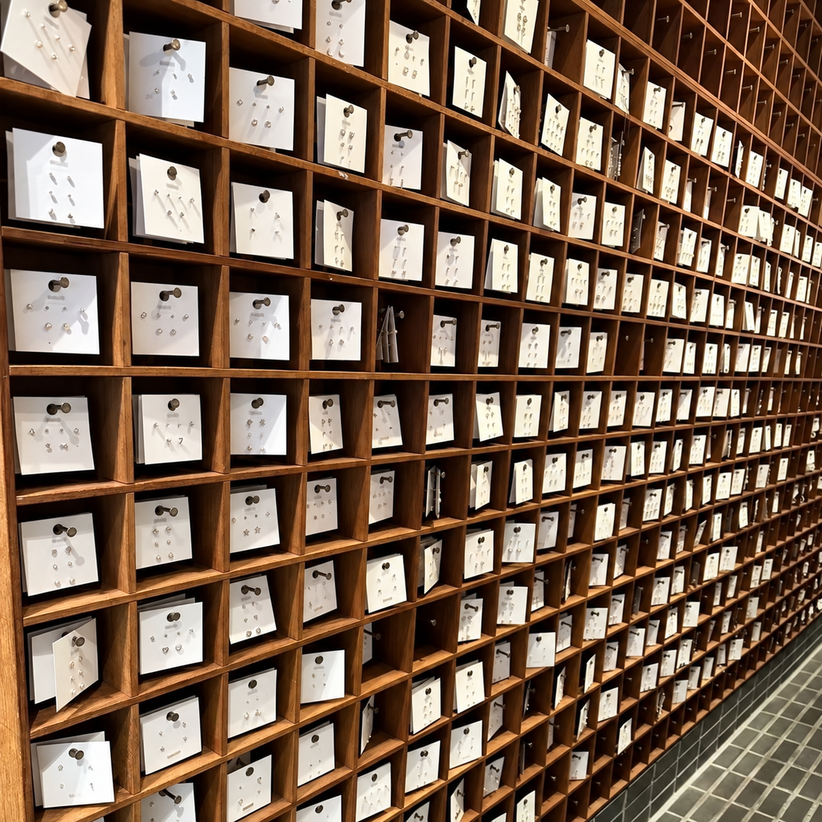 The Mystery Earring Box ✨ 10–50 Pairs of Surprise Earrings