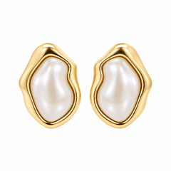 Aveline Pearl Stud Earrings