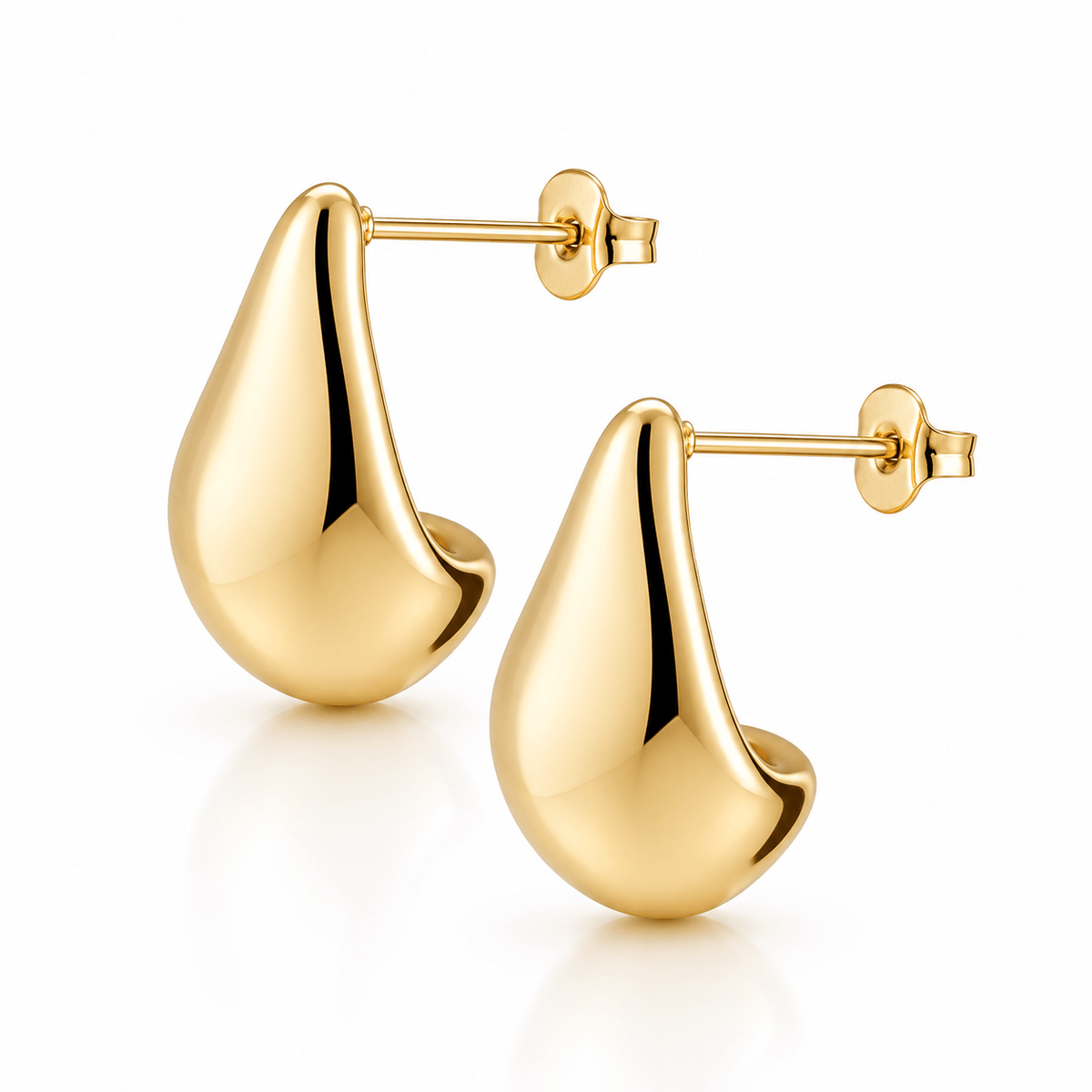 Saskia Stud Earrings